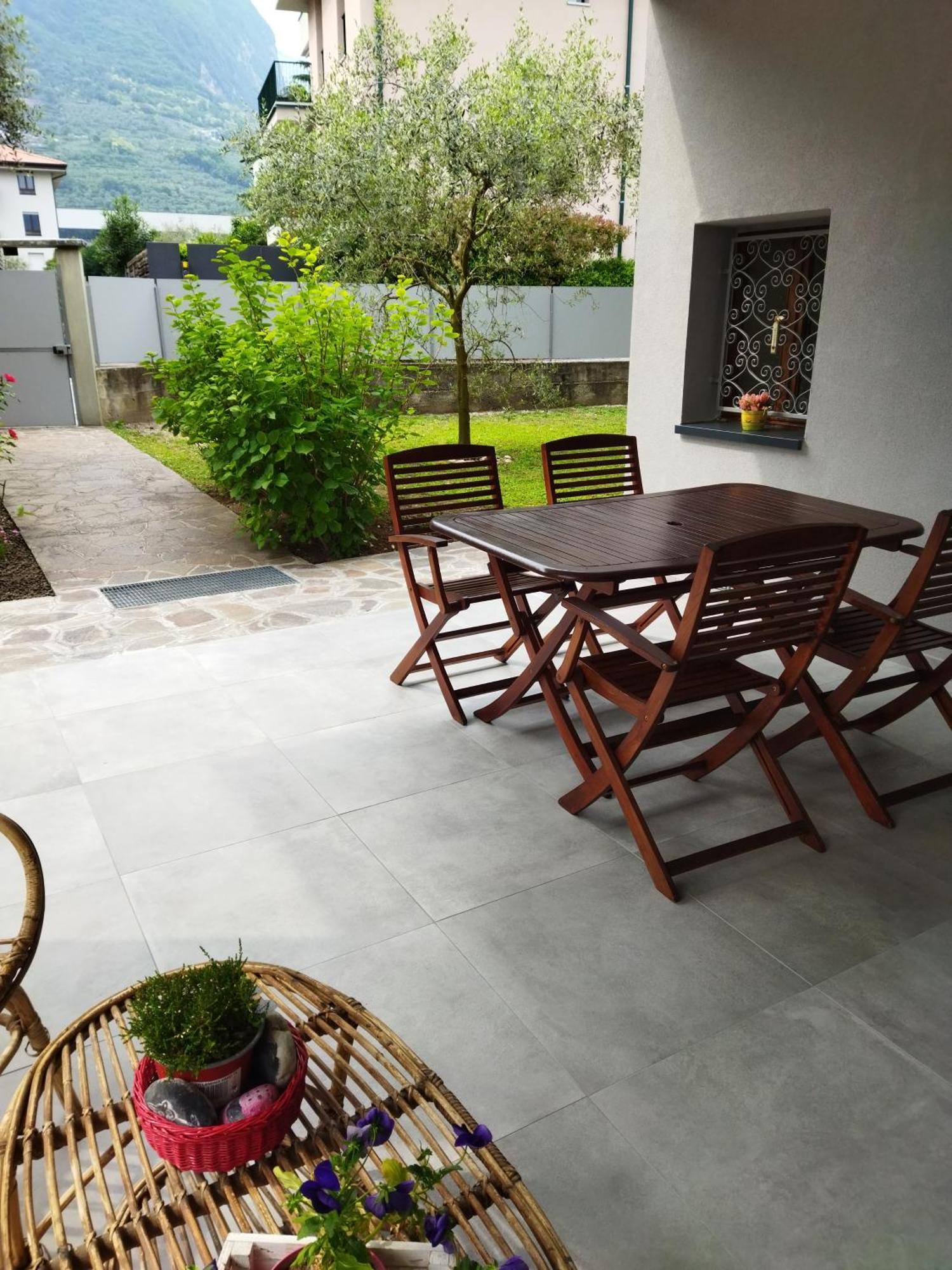 Rose Garden House Wi-Fi Daire Riva del Garda Dış mekan fotoğraf